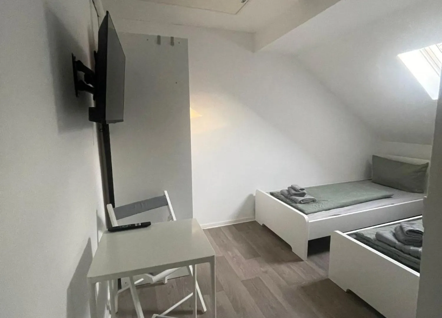 Wohnung In Der Fuhlsbuettlerstrasse contacts